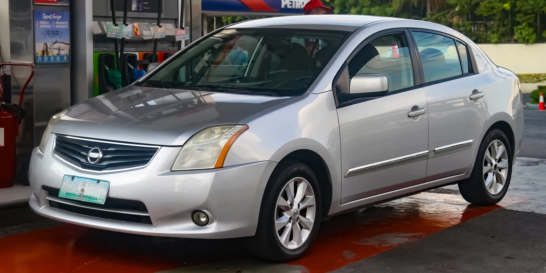 Nissan Sentra B16